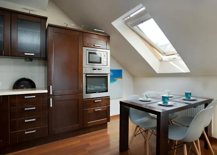 Poddasze Artysty Mieszkanie Ozonowane * Čenstochová